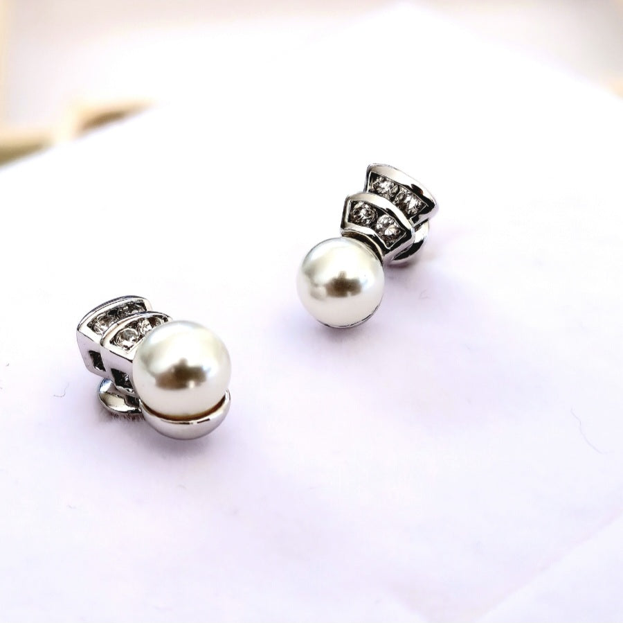 Minimalist Pearl Set in 925 Sterling Silver