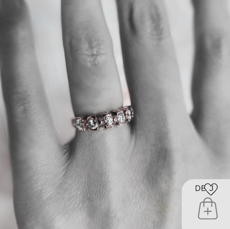 925 Sterling silver with Pure gold fusion.