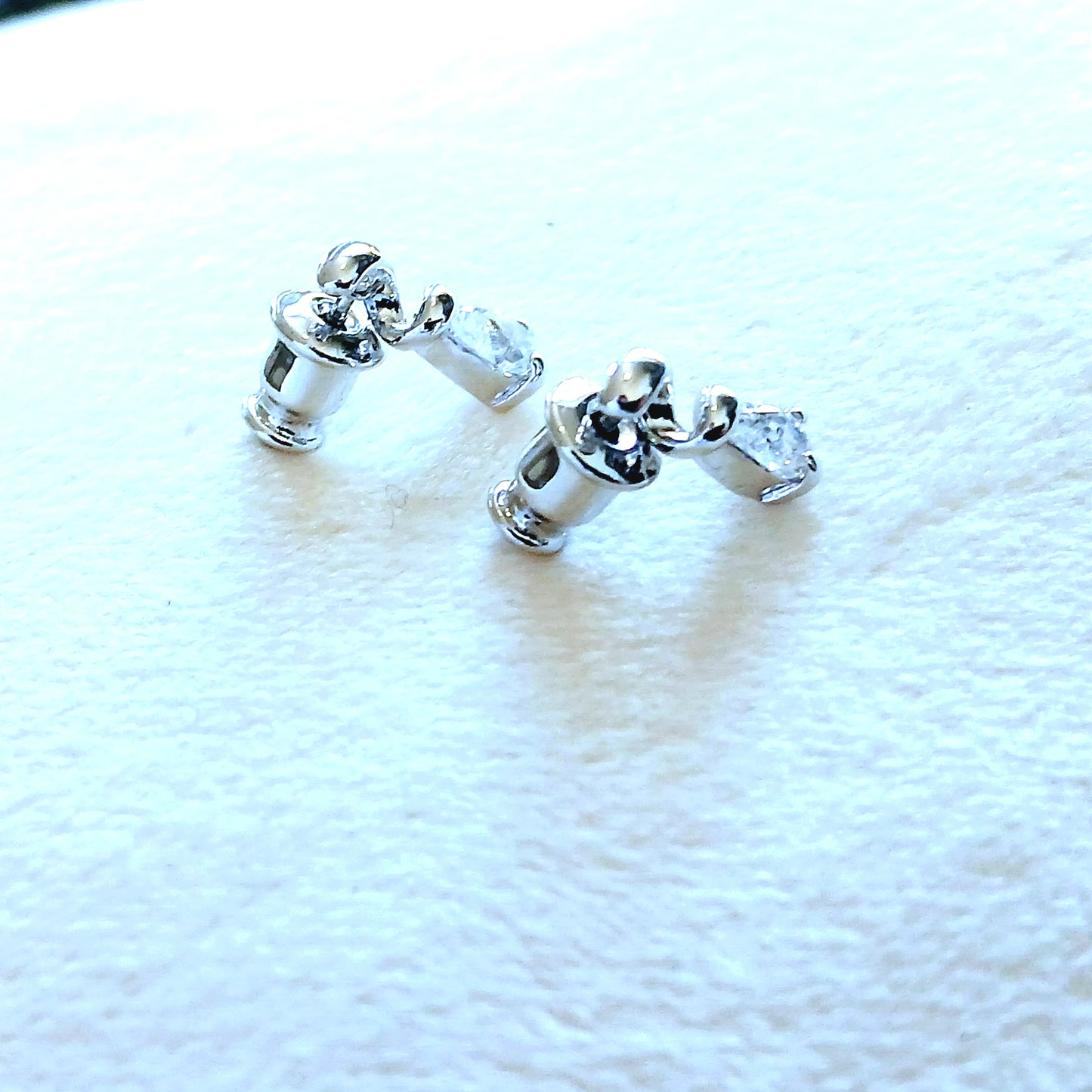 Serpenti tear drop earring and pendant set in 925 sterling silver