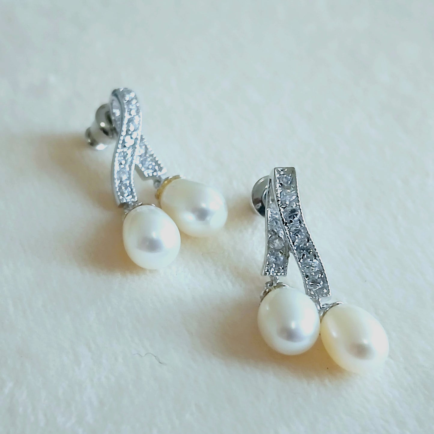 Pearl Cascade Elegance set